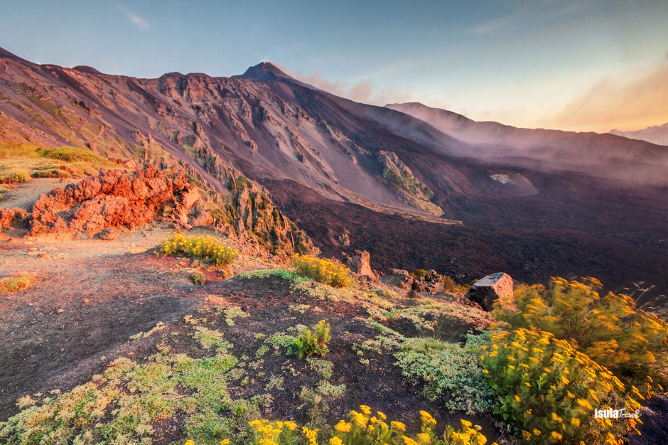 etna volcano sicily top 20 places to visit by car