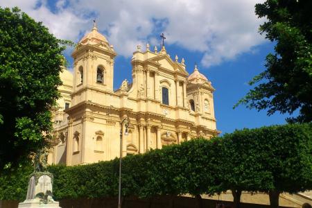 Holiday Villas in Noto