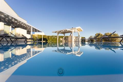 Villa White