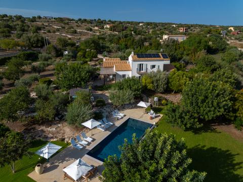 Baglio La Corte countryside retreat 