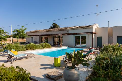 Casa Friscanzana | IsulaTravel