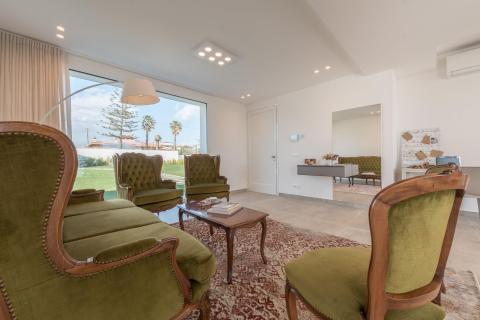 Villa White