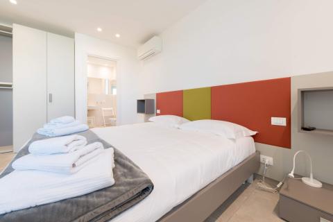 Villa White