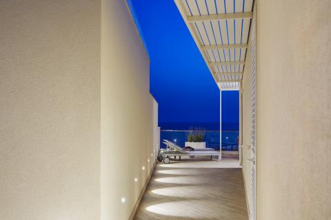 House on the beach 16