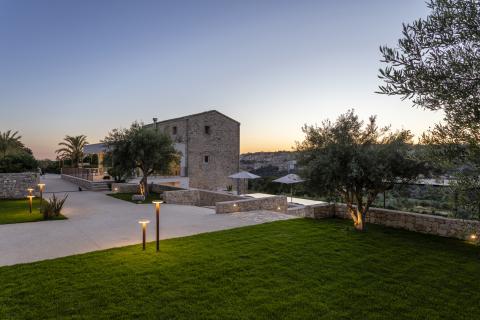Corten House 13